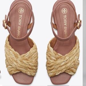 Tory Burch Kira Quilted Ankle Strap Sandal. Size 8